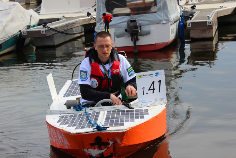 В Германии успешно проведены соревнования «Solarbootregatta 2017»: россияне стали призерами гонок лодок на солнечных батареях.