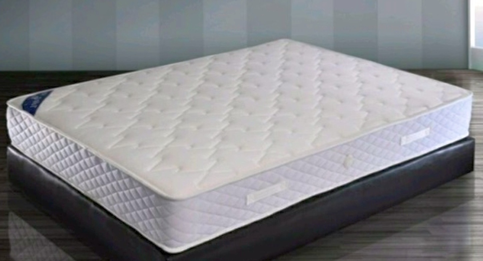 Как правильно выбрать матрас для кровати?